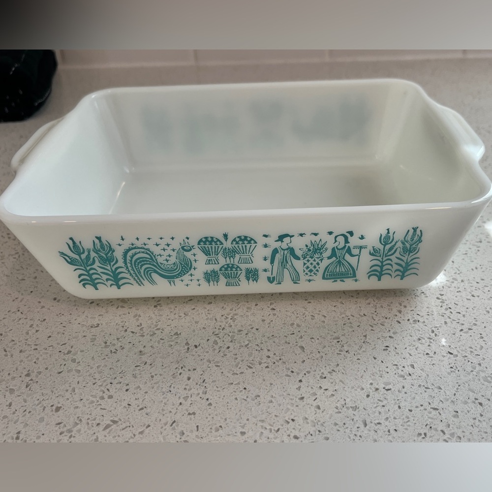 Pyrex  White Casserole Dish with Teal Farm Motif